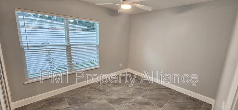 Winter Garden Condo: 1120 Lincoln Terrace