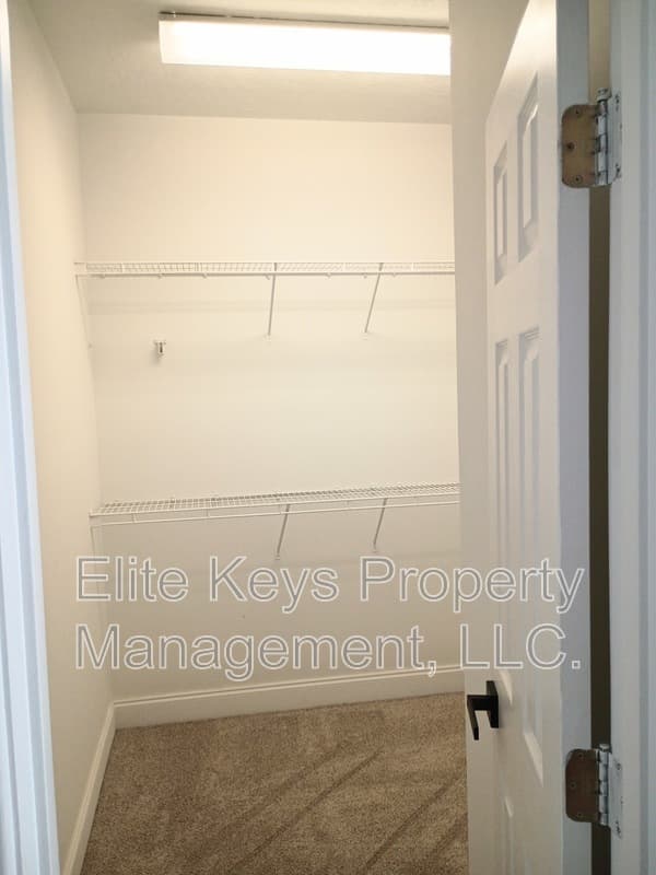 Augusta House: 814 11TH Street