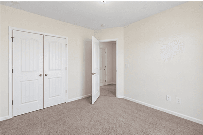 Savannah House: 125 Grimsby Road