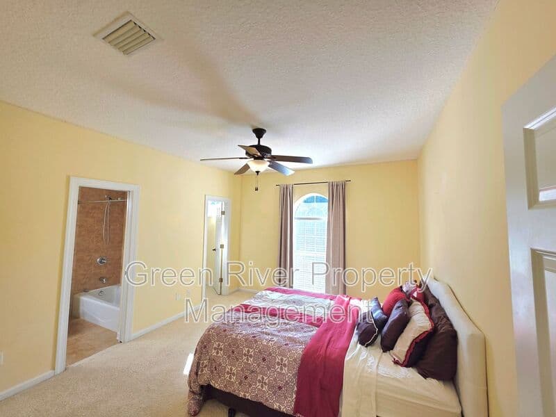 Fleming Island House: 2723 Shade Tree Dr