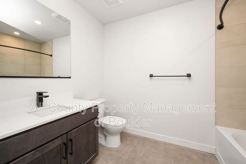 Boulder Condo: 2301 Pearl St
