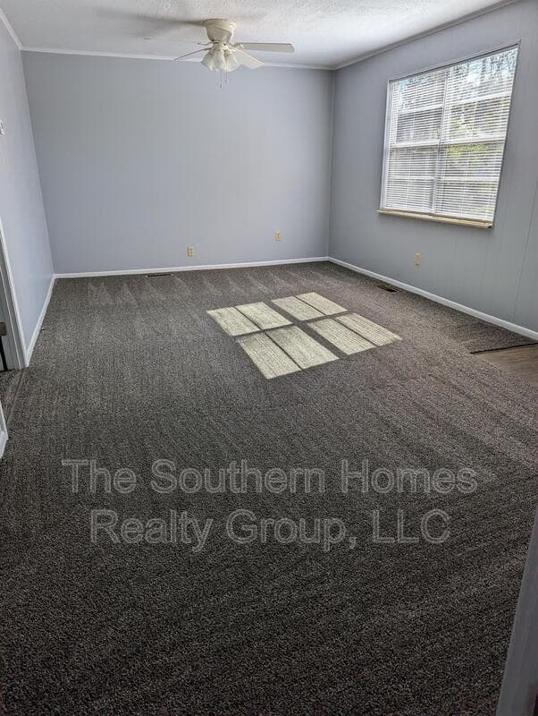 Athens House: 306 Cesar Street