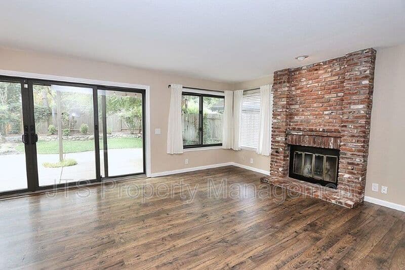 Gold River House: 2173 Roaring Camp Drive