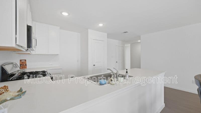 New Braunfels House: 3159 Dispatch Dr