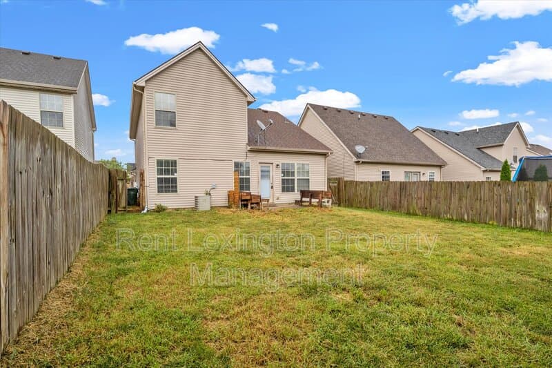 Lexington House: 3084 River Run Trail