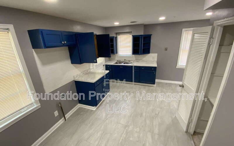 Memphis Condo: 1470 Ball Road