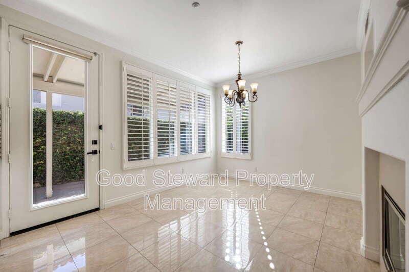 Placentia House: 1760 Taylor Ln