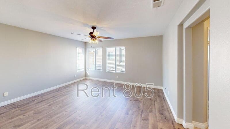 Camarillo House: 4437 Las Veredas Pl
