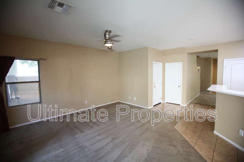 Glendale House: 6376 W Ruth Ave