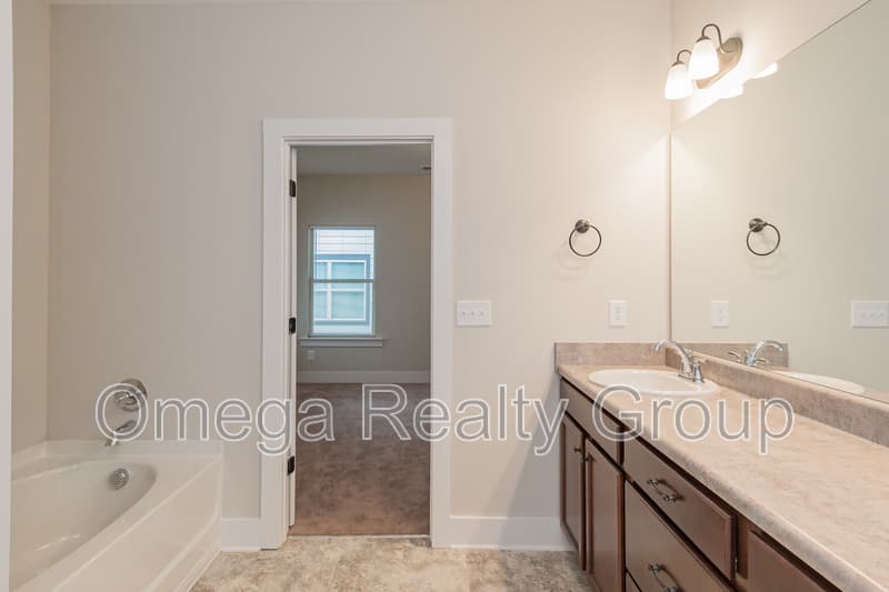Morris House: 8608 Old Highway 31