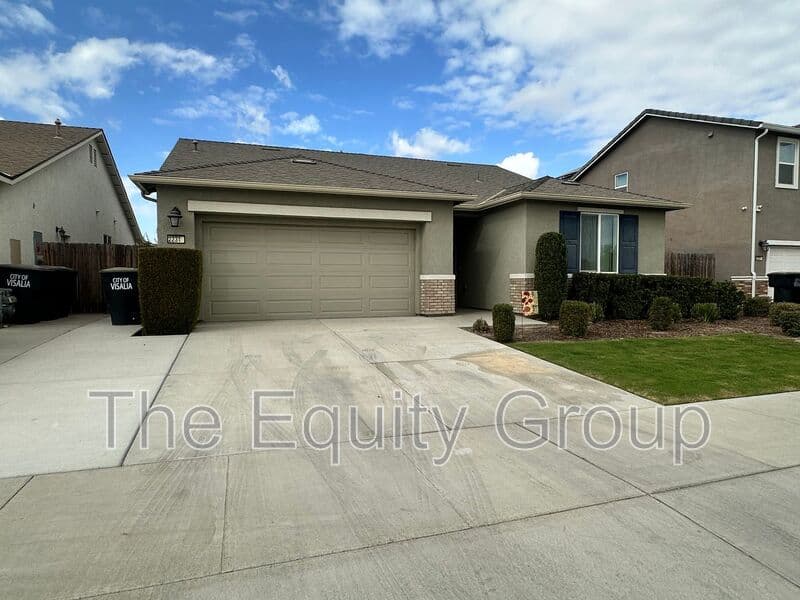 Visalia House: 2231 South Lebec St