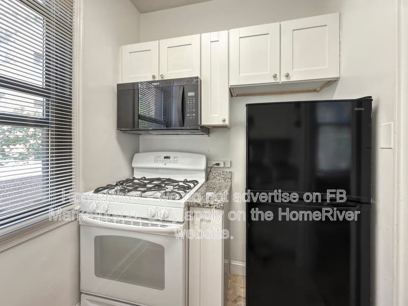 Washington Condo: 1010 25th St NW
