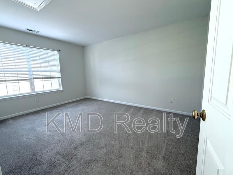 Denver Townhome: 7549 Bluff Point Lane