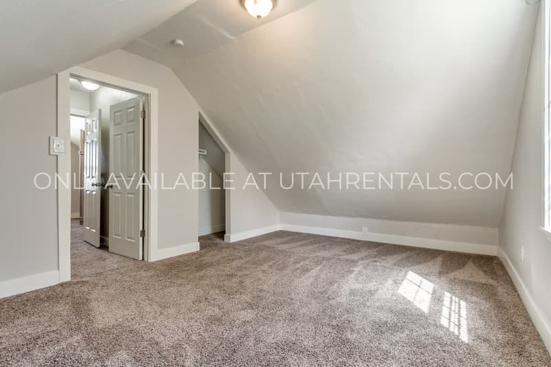American Fork House: 411 W Main St