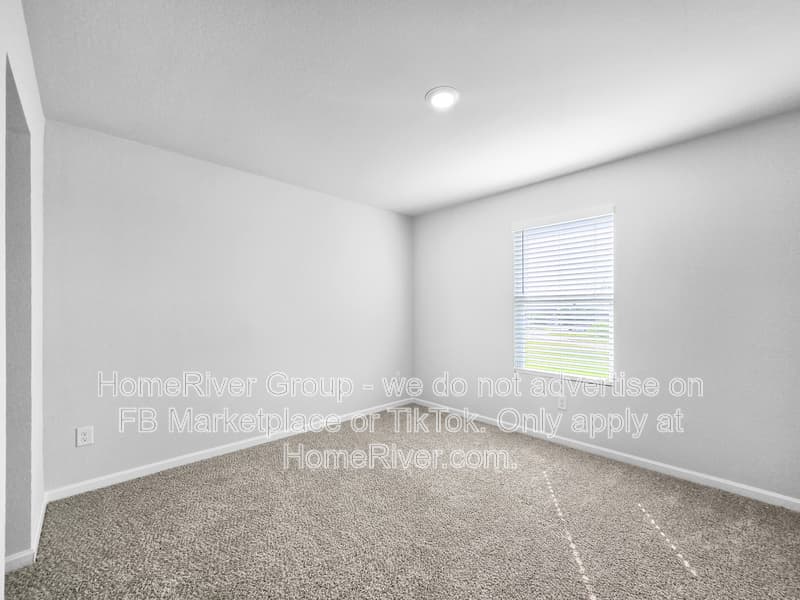 Granbury House: 137 Bluebonnet Way