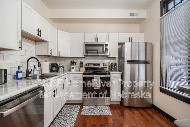 Omaha Condo: 2518 Woolworth Avenue