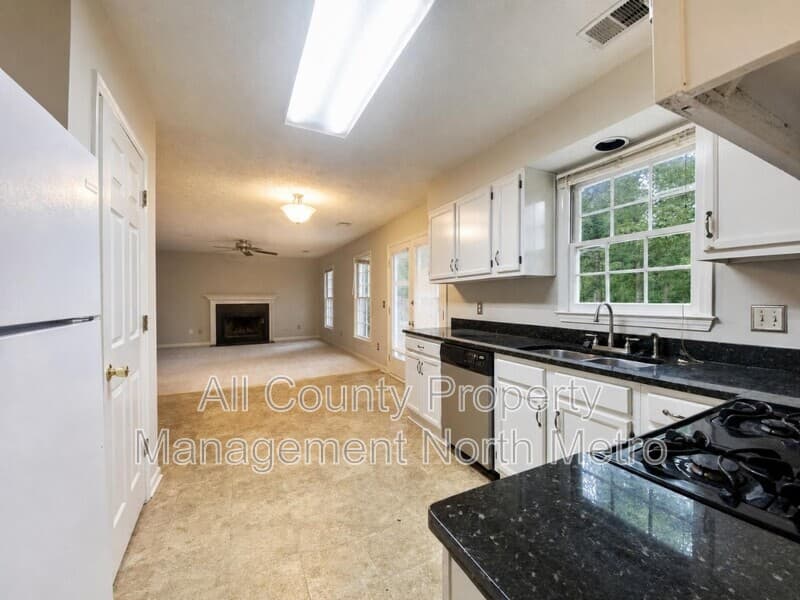 Johns Creek House: 5400 Taylor Road