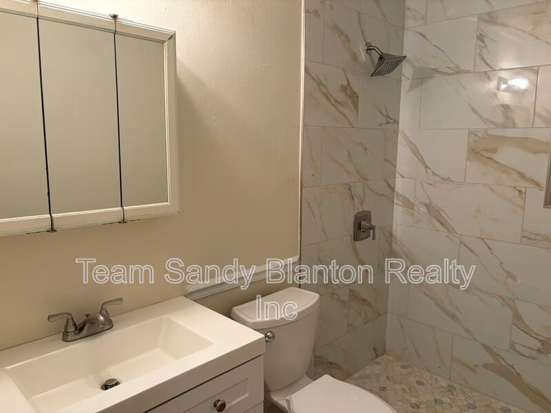 Pensacola House: 204 Brandywine Road