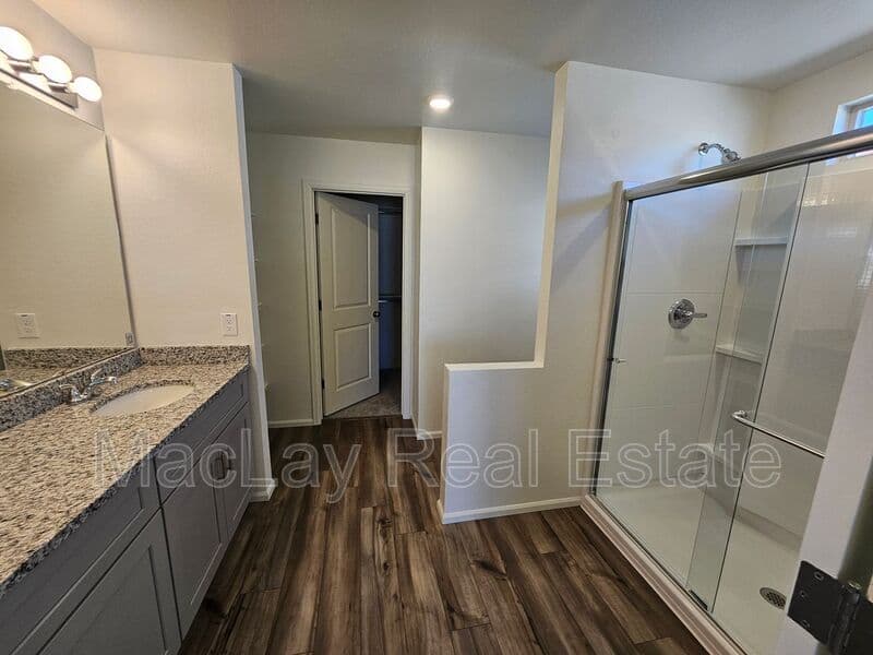 Coolidge House: 1390 W Aztec Dr