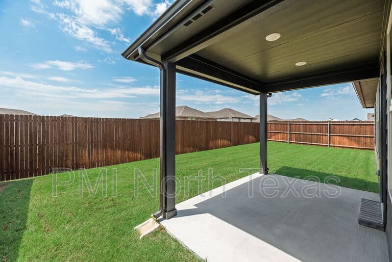 McKinney House: 3904 High Valley Drive