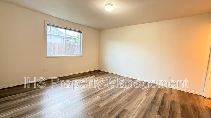 Pasco House: 4010 Dartmoor Lane