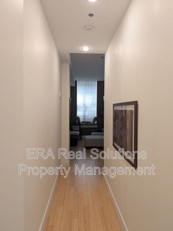 Cincinnati Condo: 15 West 4th St.
