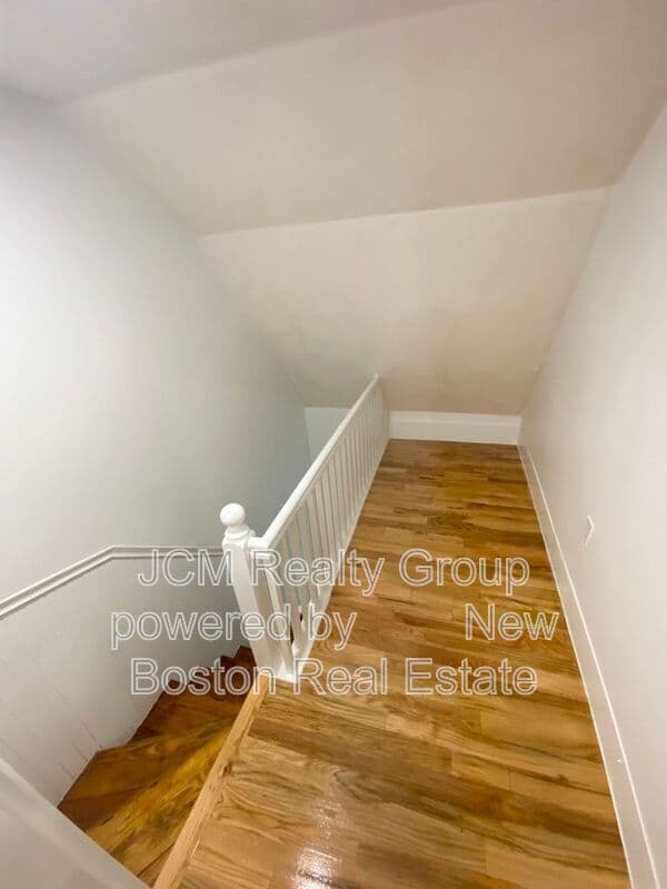 Salem Condo: 39 Salem St