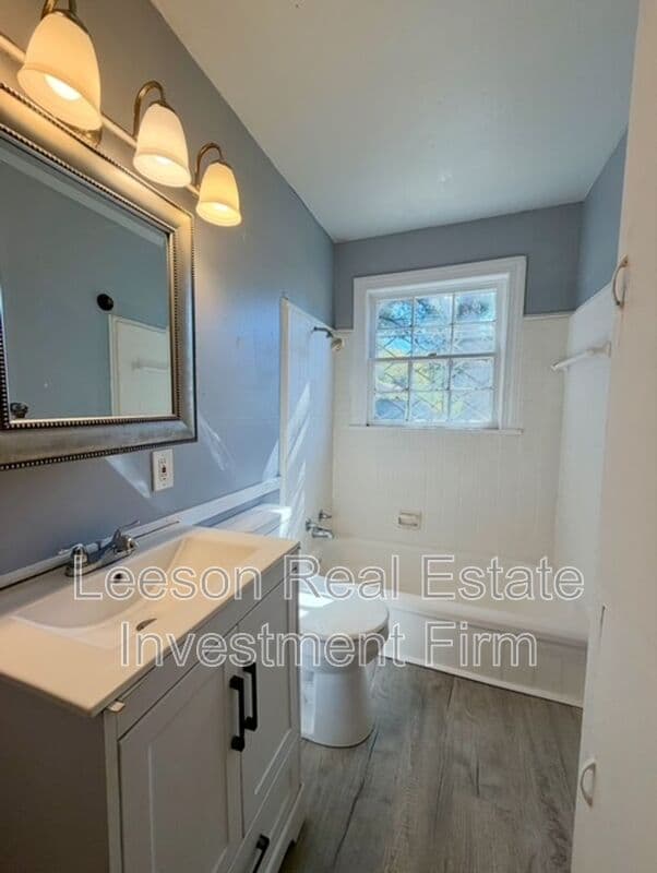 Shreveport House: 1141 Prospect