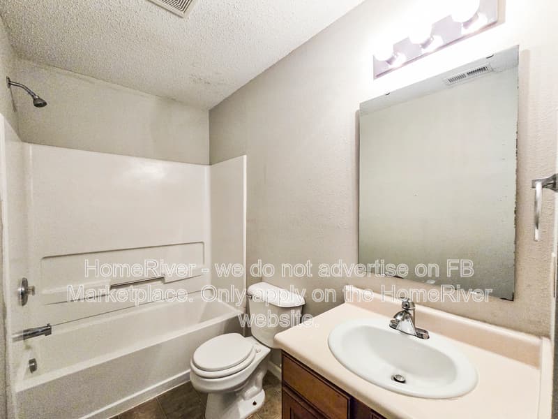 Greenwood House: 2840 Barnes Ct