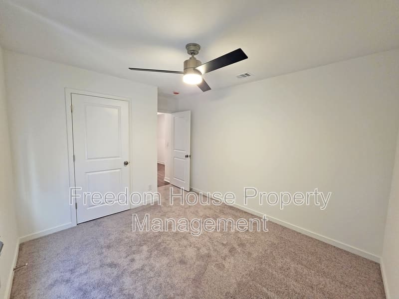 Pahrump House: 766 Makenna Rain Drive