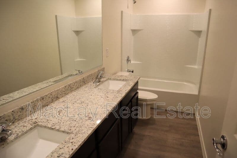 Casa Grande House: 1520 E Kendall pl