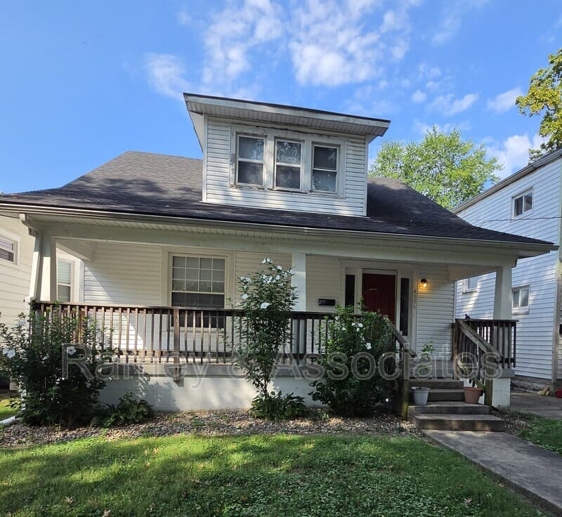 Louisville House: 4106 S 2nd Street