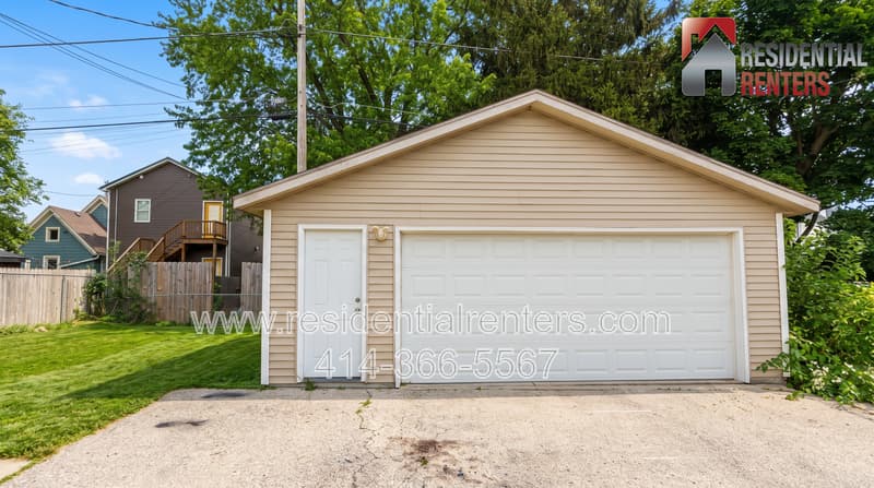 Milwaukee Condo: 2210 S Winchester Street