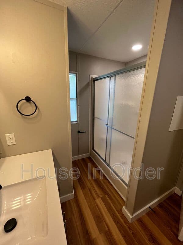Waynesville House: 51 Cactus Drive