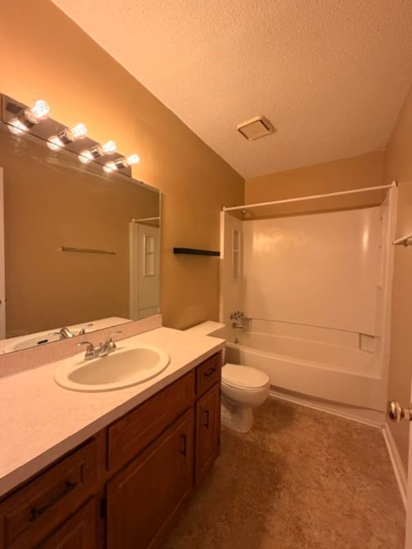 Irmo House: 101 Riverwalk Way