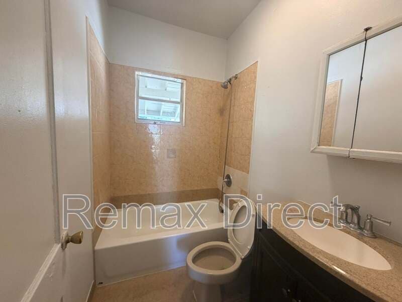 WEST PALM BEACH House: 504 El Prado, West Palm Beach, FL