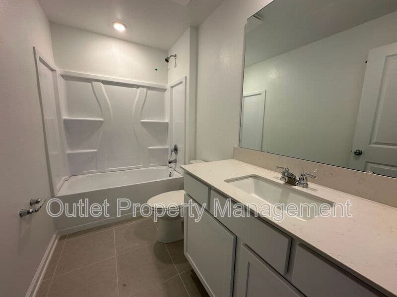 Eustis House: 1917 Pine Meadows Golfcourse Rd