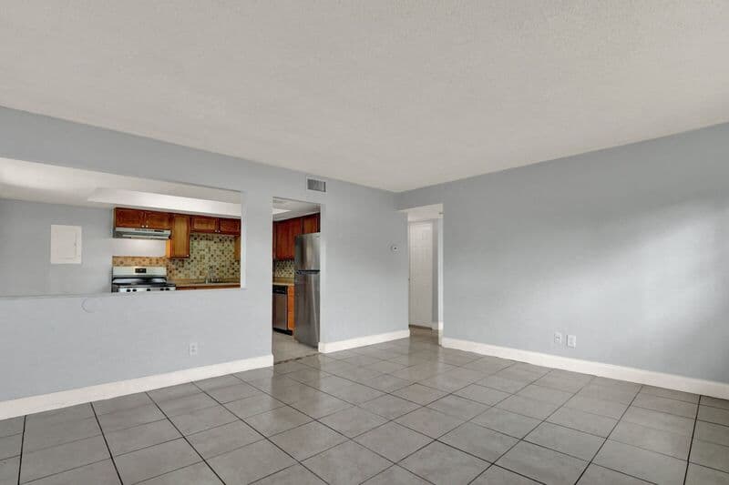Fort Pierce House: 3104-3210 Louisiana Avenue