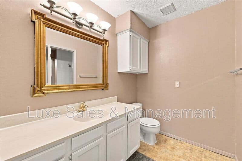 Oklahoma City Condo: 3200 W. Britton Road