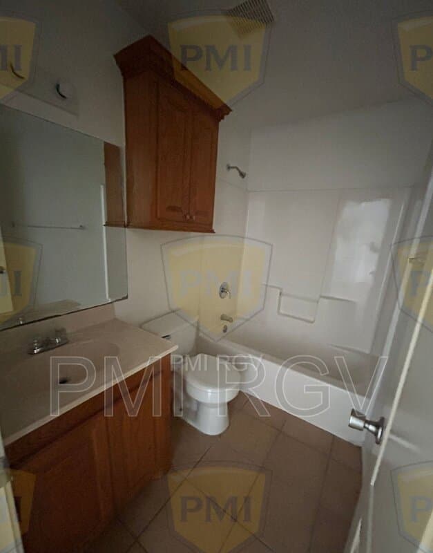 Pharr Condo: 1503 E Coyote St