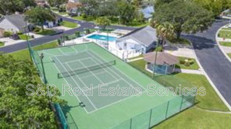 Lakeland House: 2118 Sandy Hook