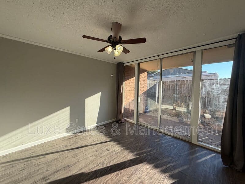 OKC Condo: 6000 N. Brookline