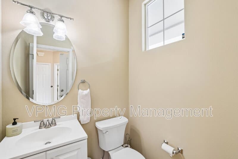 Vancouver Condo: 17146 SE 23rd Dr
