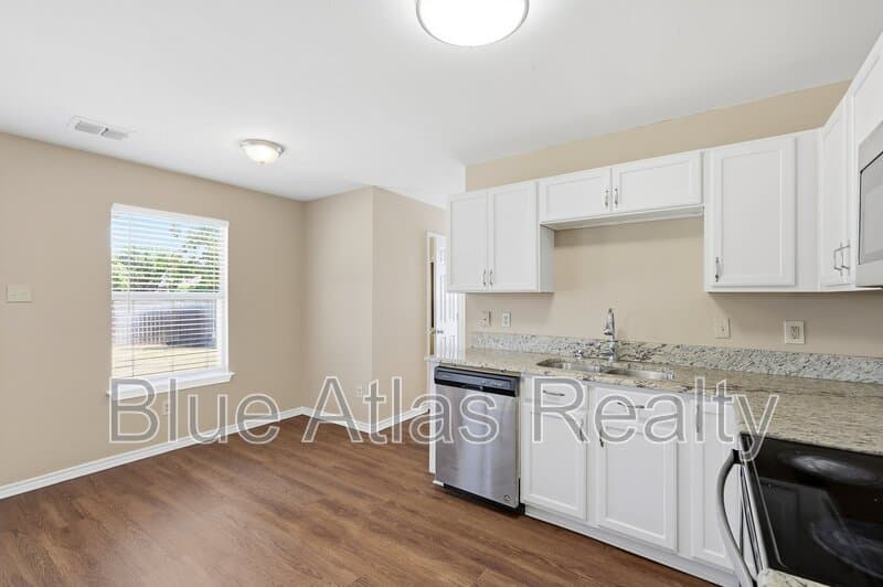 McKinney House: 2744 Frontier Lane
