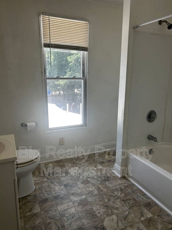 Pottstown House: 441 Walnut St