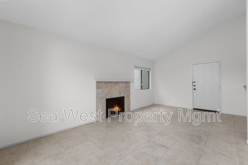 Carlsbad Condo: 6907 Quail Pl.
