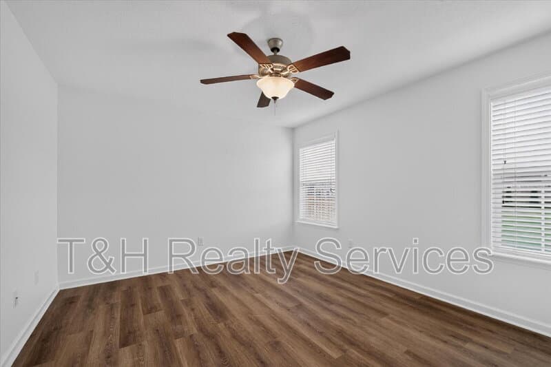 Whitestown House: 5771 White Pine Road