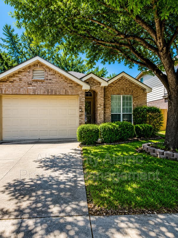 Selma House: 9006 Pinseeker
