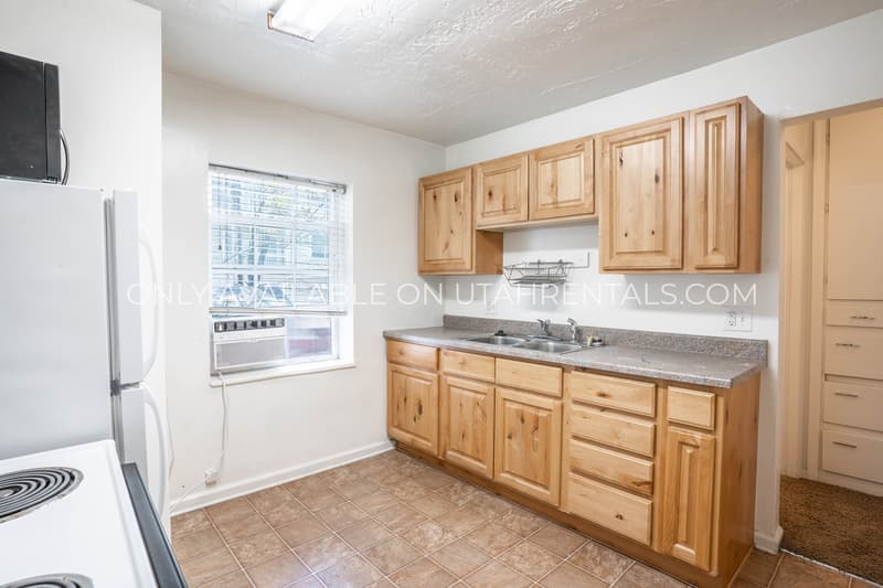 Provo Condo: 511 N 100 W