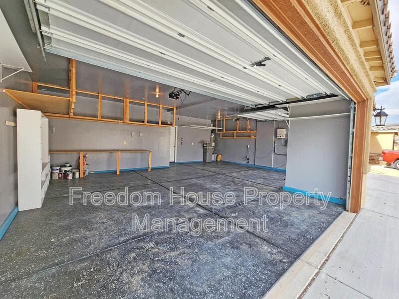 Pahrump House: 3821 East Weld Avenue